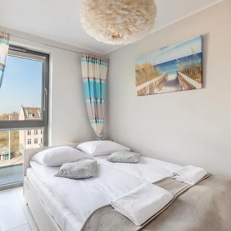 Garden Gates, Sun & Snow 公寓 格但斯克