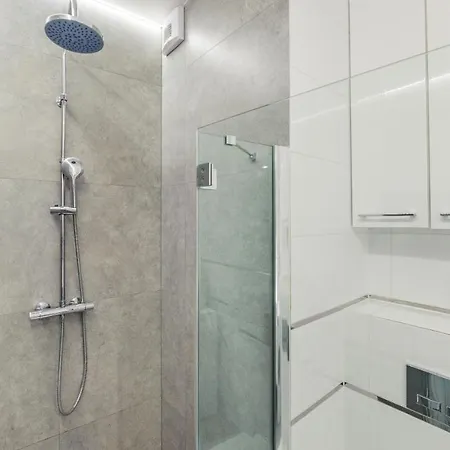 公寓 Garden Gates, Sun & Snow