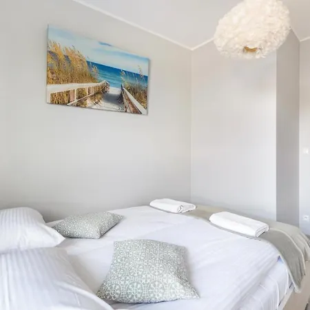 Garden Gates, Sun & Snow 公寓