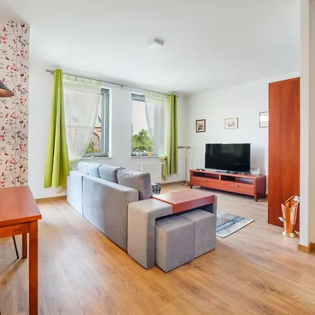 Garden Gates, Sun & Snow