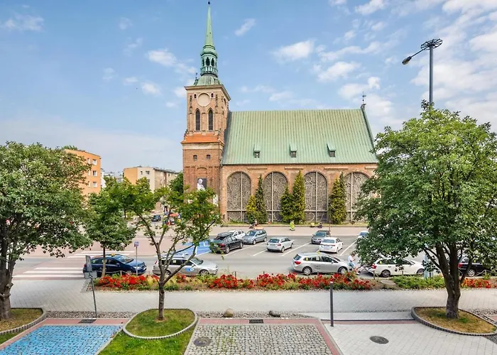 Garden Gates, Sun & Snow Gdansk