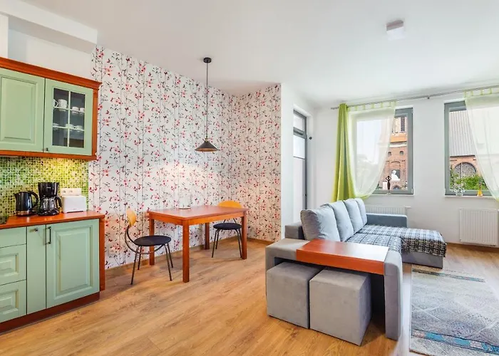 Garden Gates, Sun & Snow * Gdansk