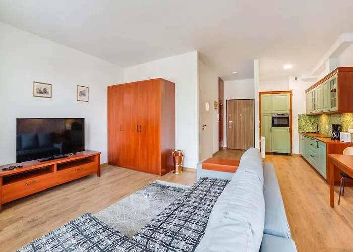 Garden Gates, Sun & Snow Gdaňsk