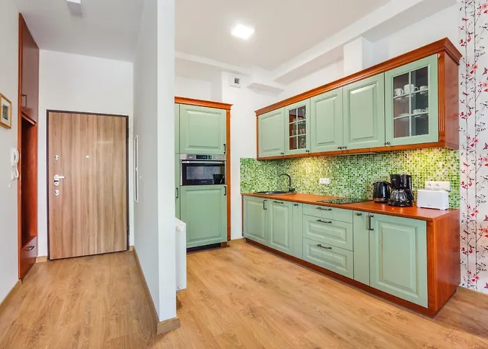 Garden Gates, Sun & Snow Gdańsk