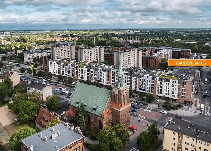 Garden Gates, Sun & Snow *